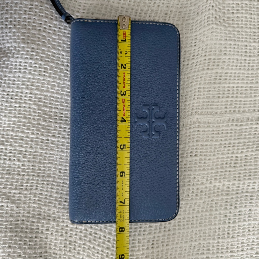 Tory Burch Blue Wallet Luxurious Pebbled Leather - Picture 7 of 7